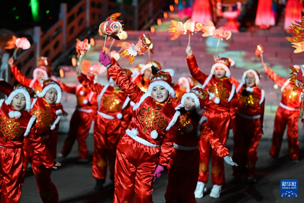 内蒙古卓资县第六届“吉祥九曲 美丽卓资”文化旅游节开幕