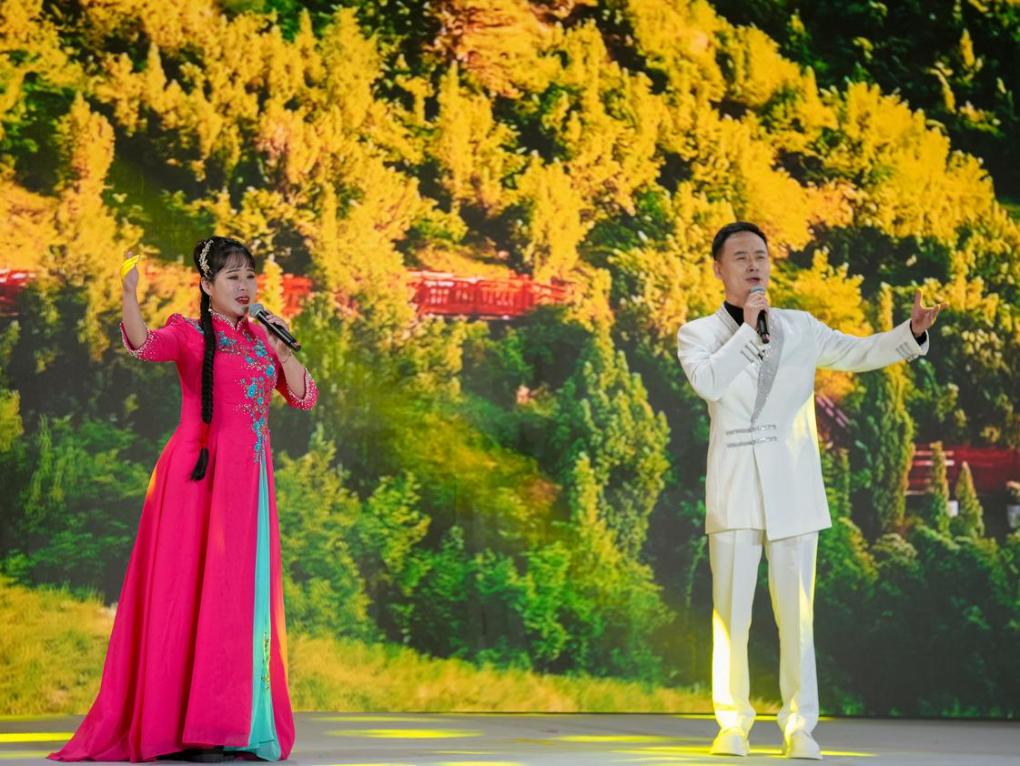 语言“风搅雪”，歌谣“大杂烩”