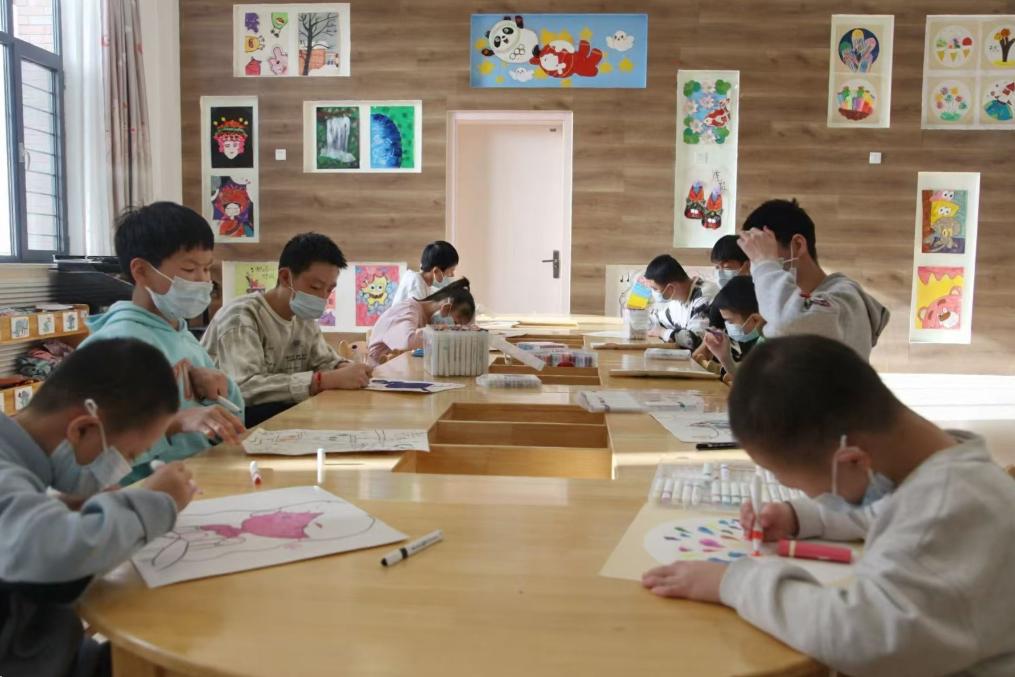 鄂尔多斯市儿童福利院的温情日常