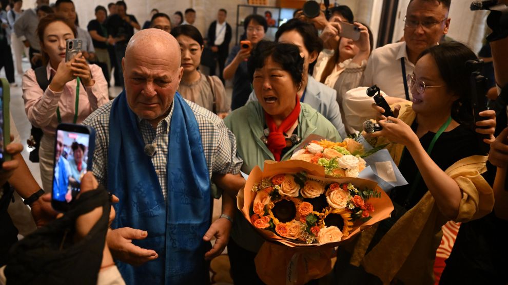 重逢！殷玉珍见到了“赛考斯”