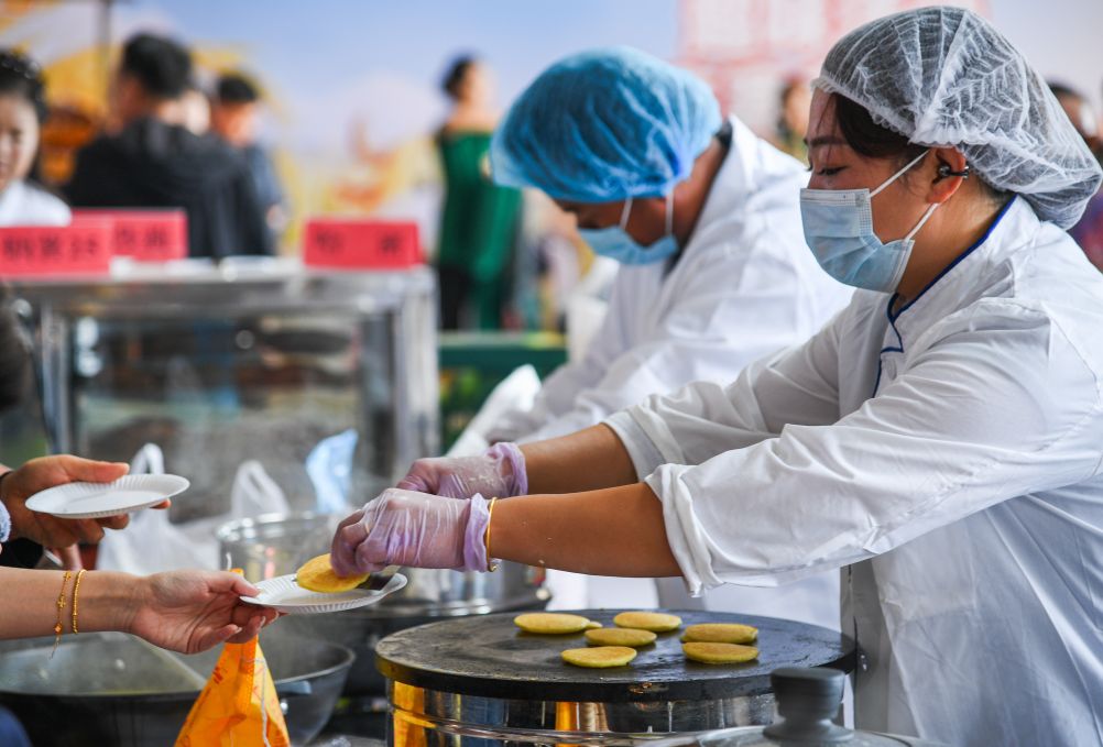内蒙古通辽：农博园里庆丰收