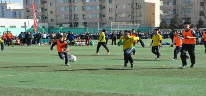 阿盟青少年校园足球日 公益活动暨校长杯足球