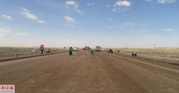 阿拉善盟240项重点项目推动 七网 建设 -- 阿拉善