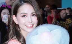 昆凌自曝天赋钢琴视频手碰到女儿就想弹-新惊悚诡异音乐图片