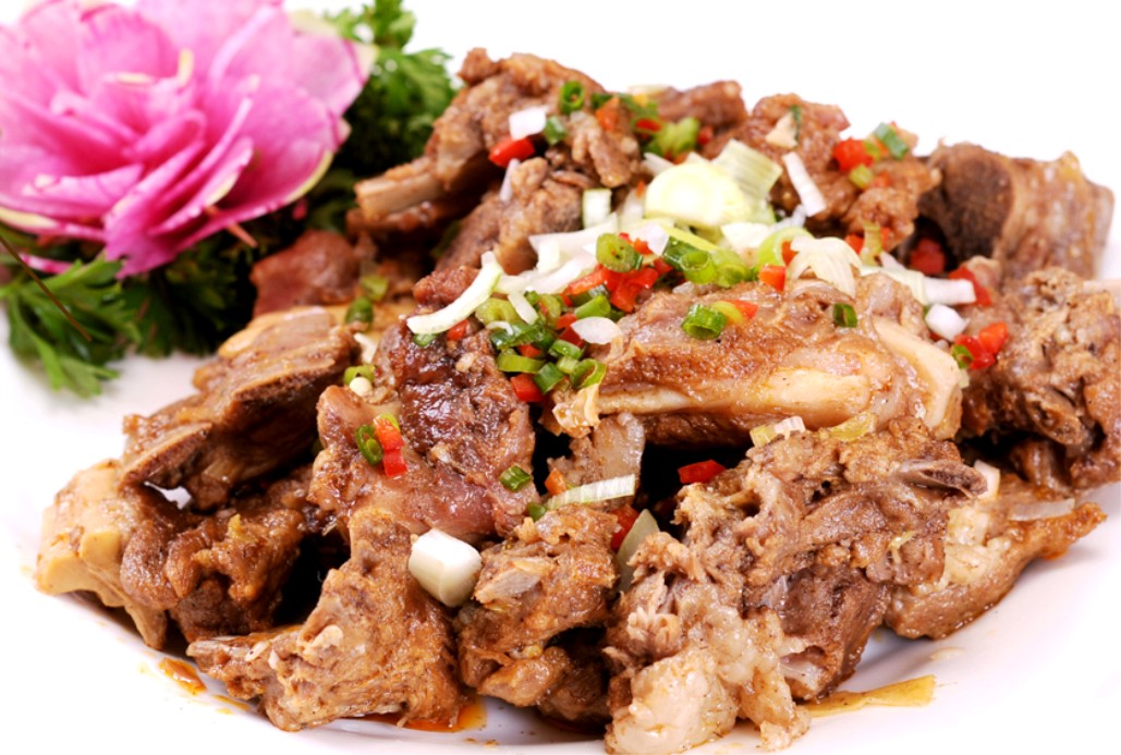 炖九峰羊肉
