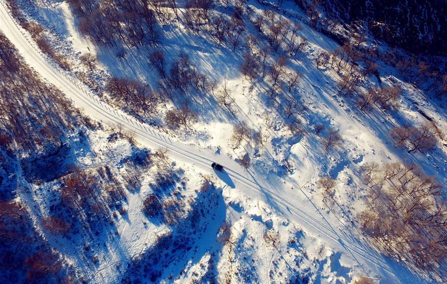 大青山雪景美如画