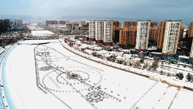 雪落青城 似如初見