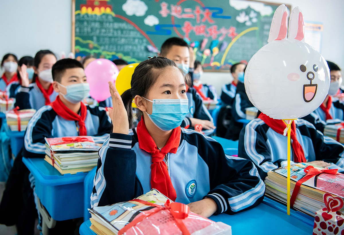 呼和浩特：开学首日 校园书声琅琅