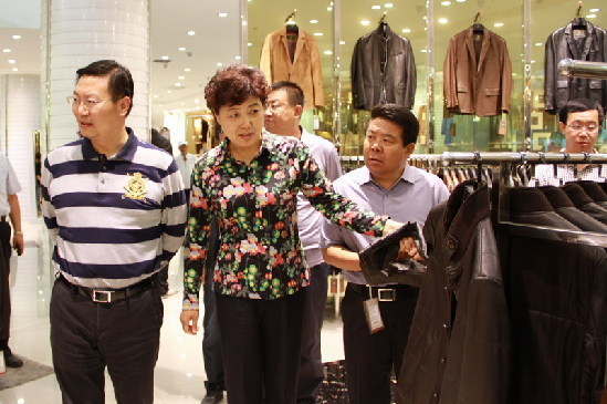 招商银行呼市分行行长曲亮乌兰察布考察