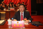 准格尔旗人大常委会副主任夏美斌在主席台前排就座